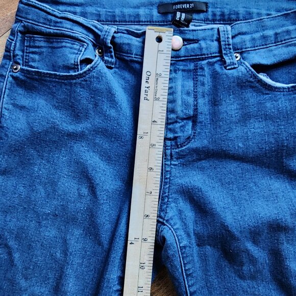 Forever 21 Medium Wash Low Rise Skinny Jeans Size 26 - Picture 8 of 16